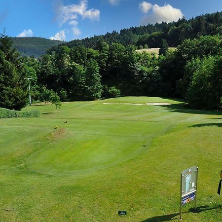 Wohnen Im Schwarzwald Mit Panoramablick Apartman Bad Herrenalb Kültér fotó