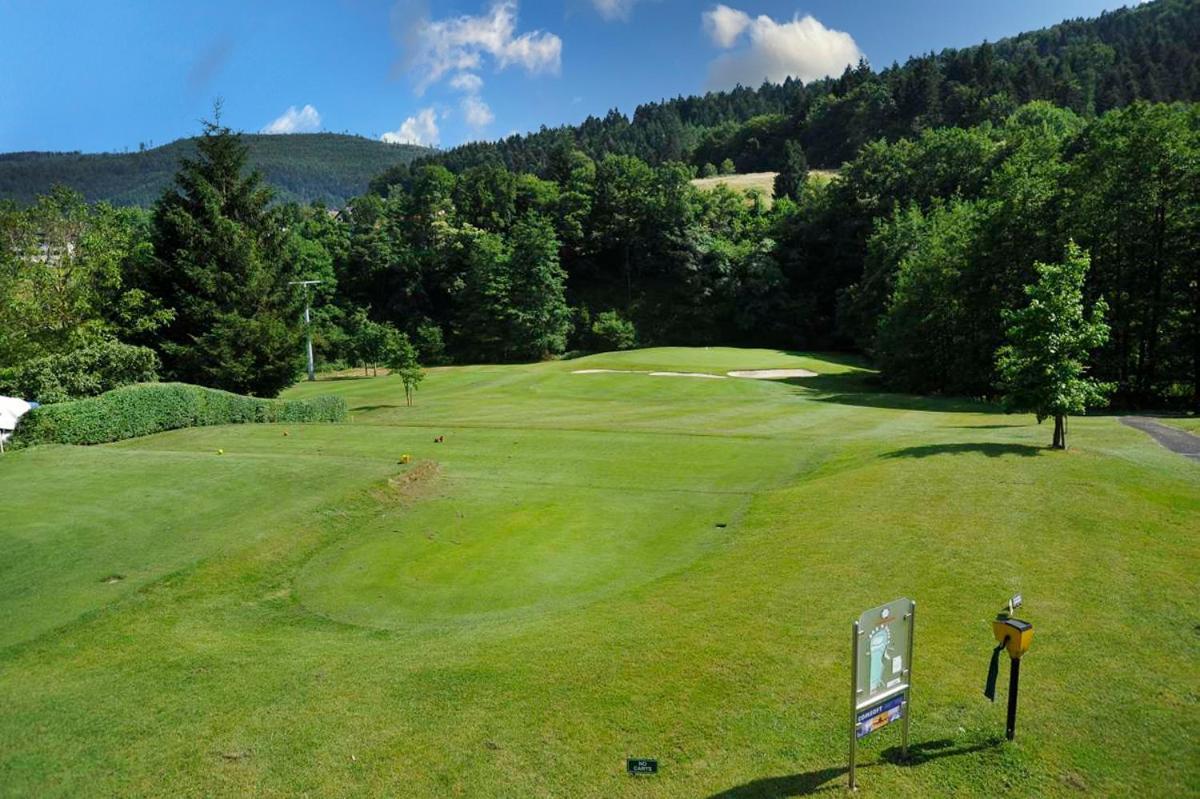Wohnen Im Schwarzwald Mit Panoramablick Apartman Bad Herrenalb Kültér fotó